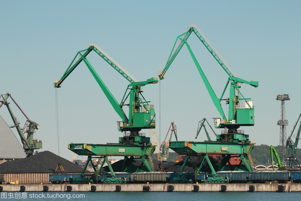 格丁尼亚,波兰港煤码头